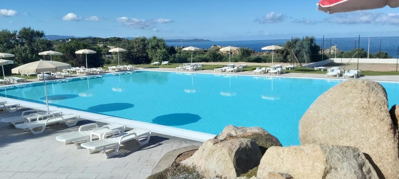 Residence Baia Santa Reparata Santa Teresa Gallura Exterior photo