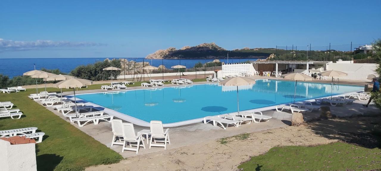 Residence Baia Santa Reparata Santa Teresa Gallura Exterior photo